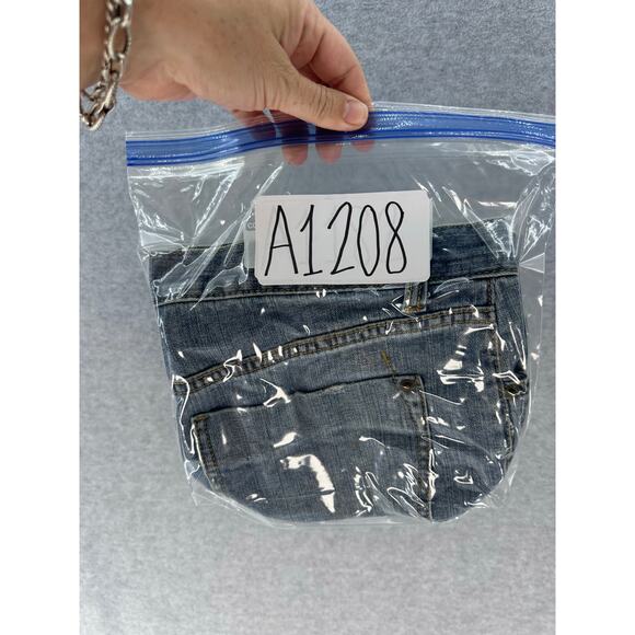 Mossimo Premium Denim Women’s sz 12 Boyfriend Mid Rose Cuff Shorts 5” Inseam - Picture 7 of 7